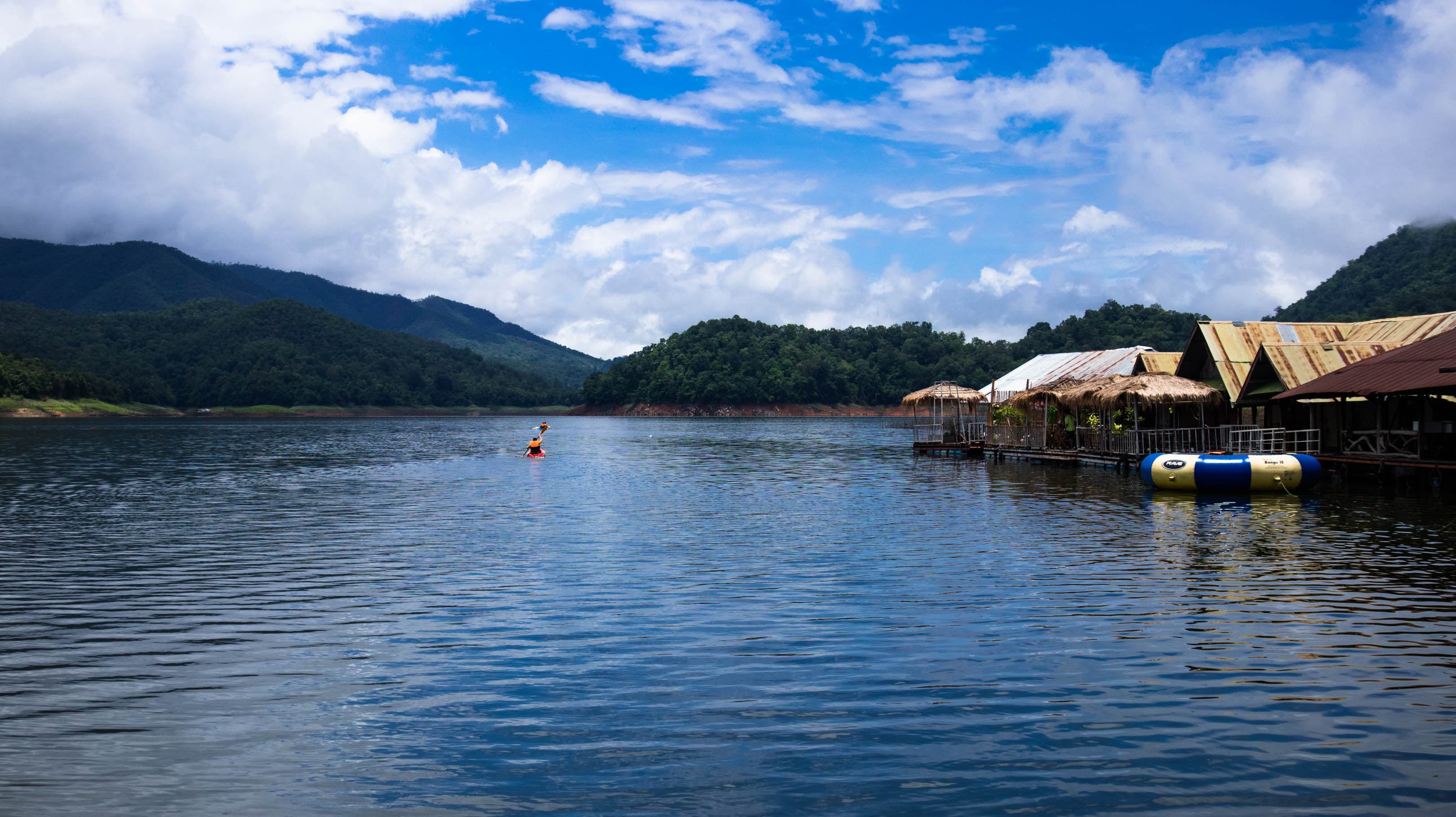 Mae Ngat Dam | Bamboo Raft & Lake Escape 1 Day Trip